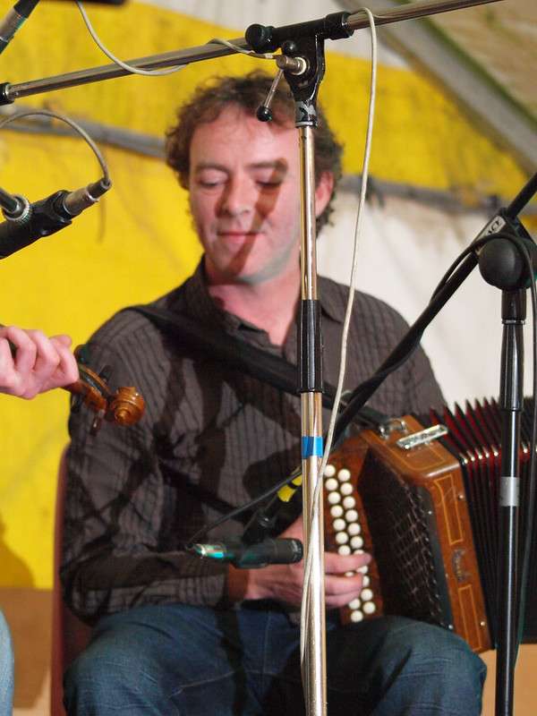 button accordion
